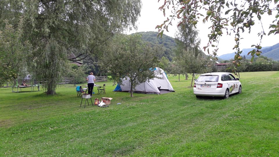 Cazare in  camping