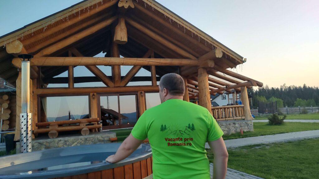 12 pensiuni cu ciubăr în România pentru o vacanță în natură 2 pensiuni cu ciubăr
