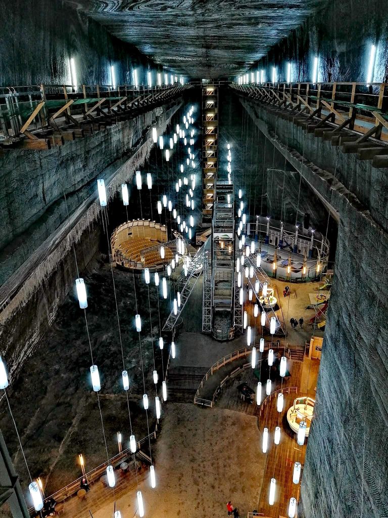 O călătorie în adâncuri: Salina Turda și cele mai bune locuri de cazare din zonă 2 FB IMG 1738845538866 edit 324351560427101