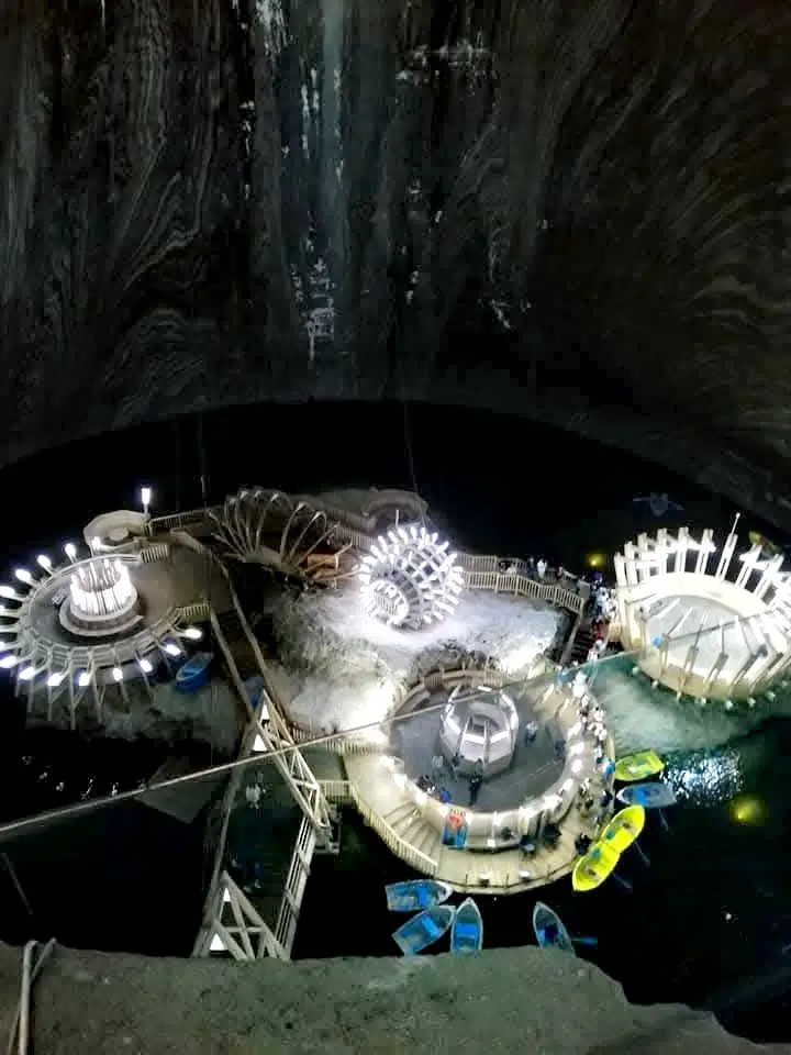 O călătorie în adâncuri: Salina Turda și cele mai bune locuri de cazare din zonă 3 FB IMG 1738845589469 edit 324327541242059