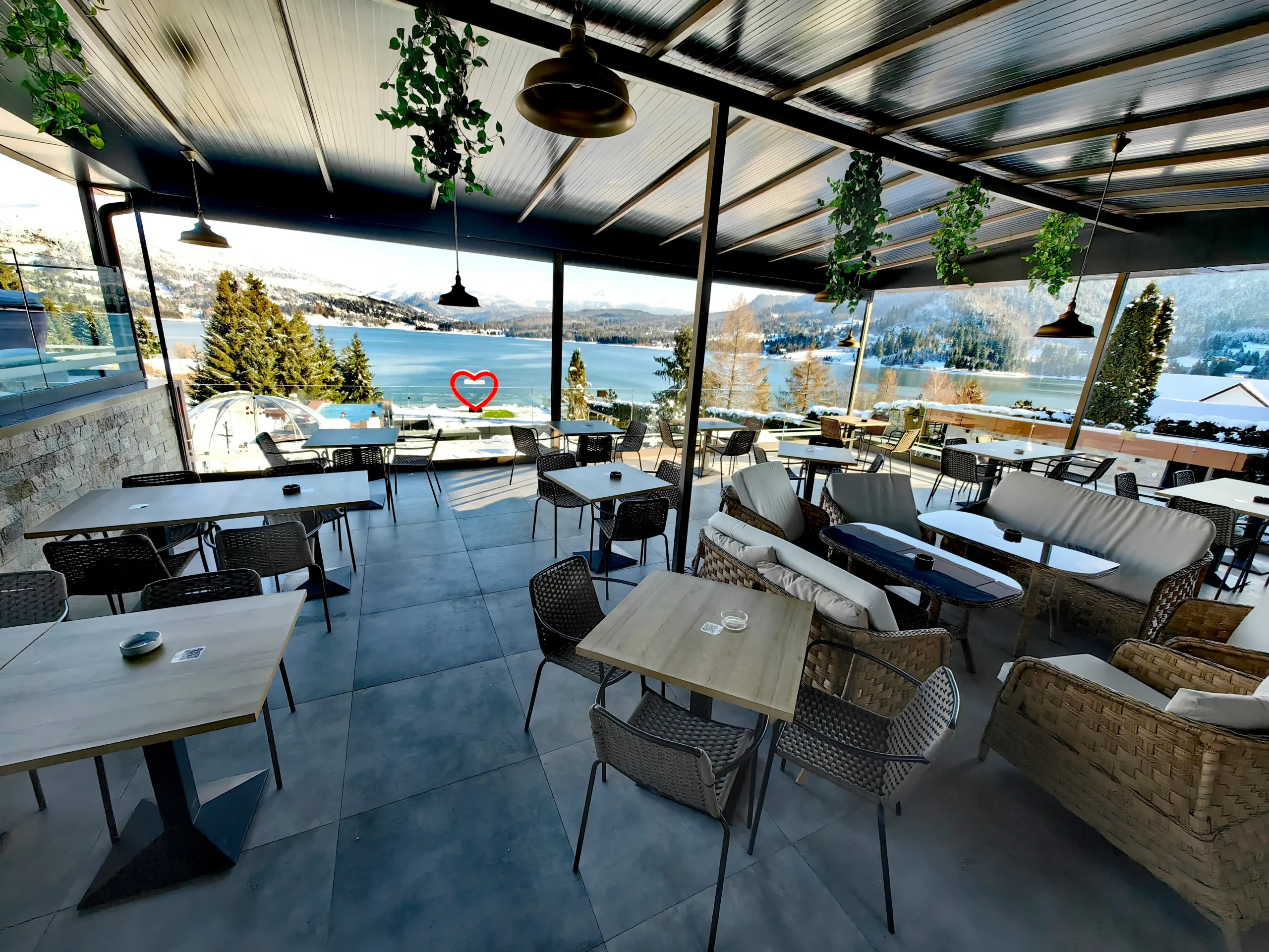 Hotel Boutique Roser House ,locul în care luxul și natura se întâlnesc 10 IMG 20250130 114824 scaled