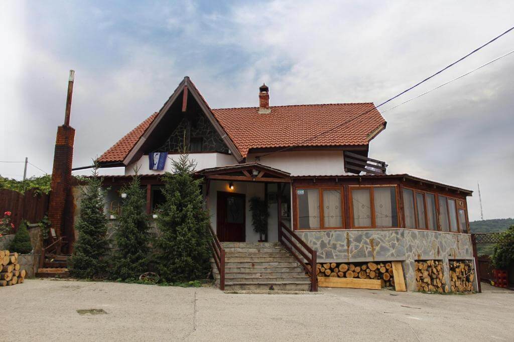 Descopera obiective turistice si cazare in Iasi 4 53260423
