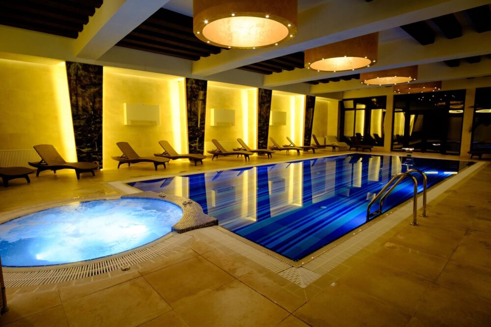piscina interioara