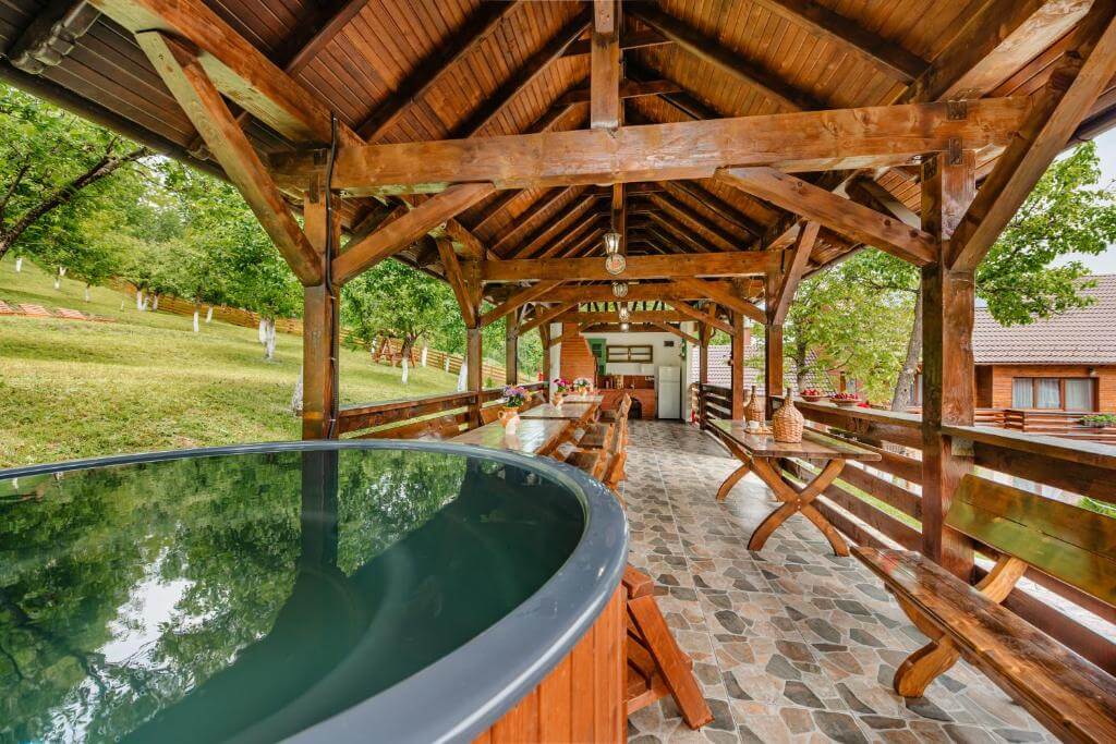 Cazare la munte în România: 10 locații recomandate pentru vacanță 3 468641443