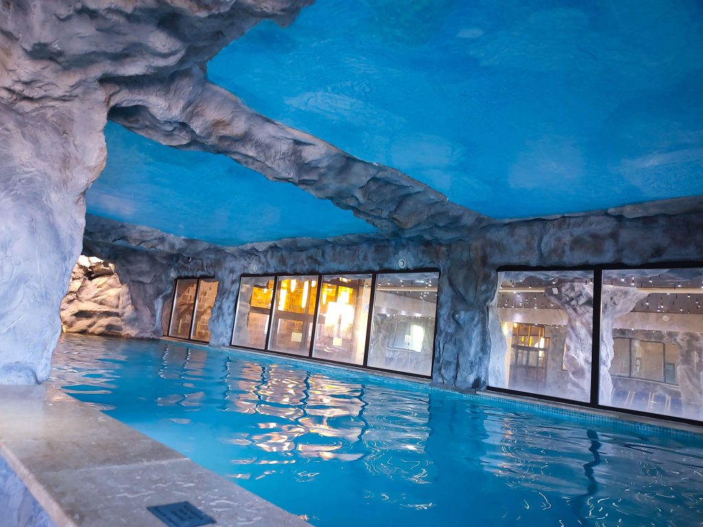 Wonderland Resort