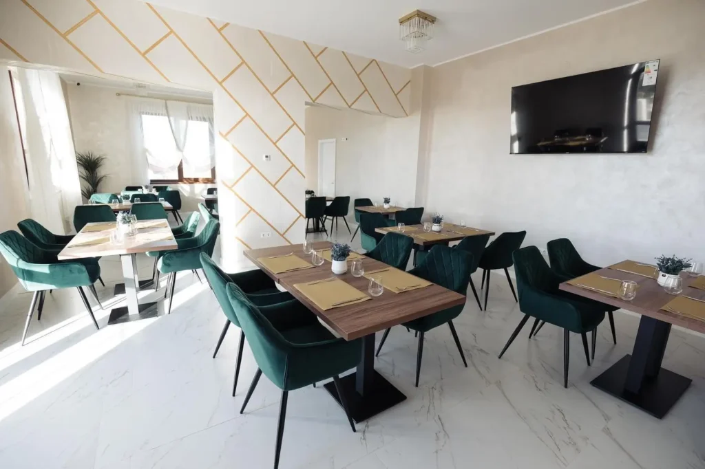 Cauti o cazare în Mărginimea Sibiului?Va indrumam catre Hotel Măgura Jina 8 Hotel Măgura restaurant