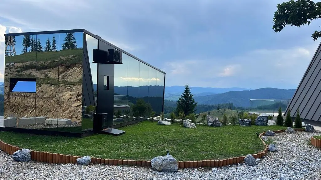 Top 10 unități de cazare la munte 4 584830528