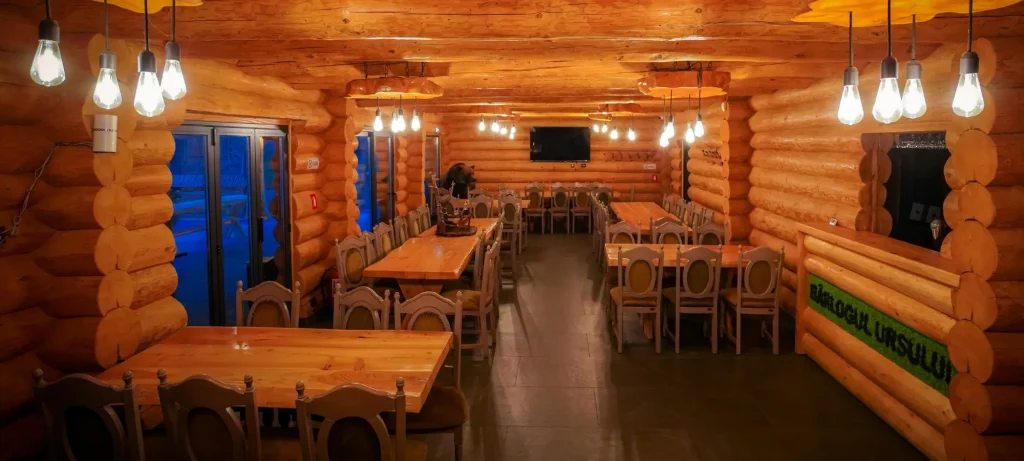 Vacanță cu gust autentic la Restaurantul Vânătoresc - Bârlogul Ursului: mâncare, cazare, natură 7 e