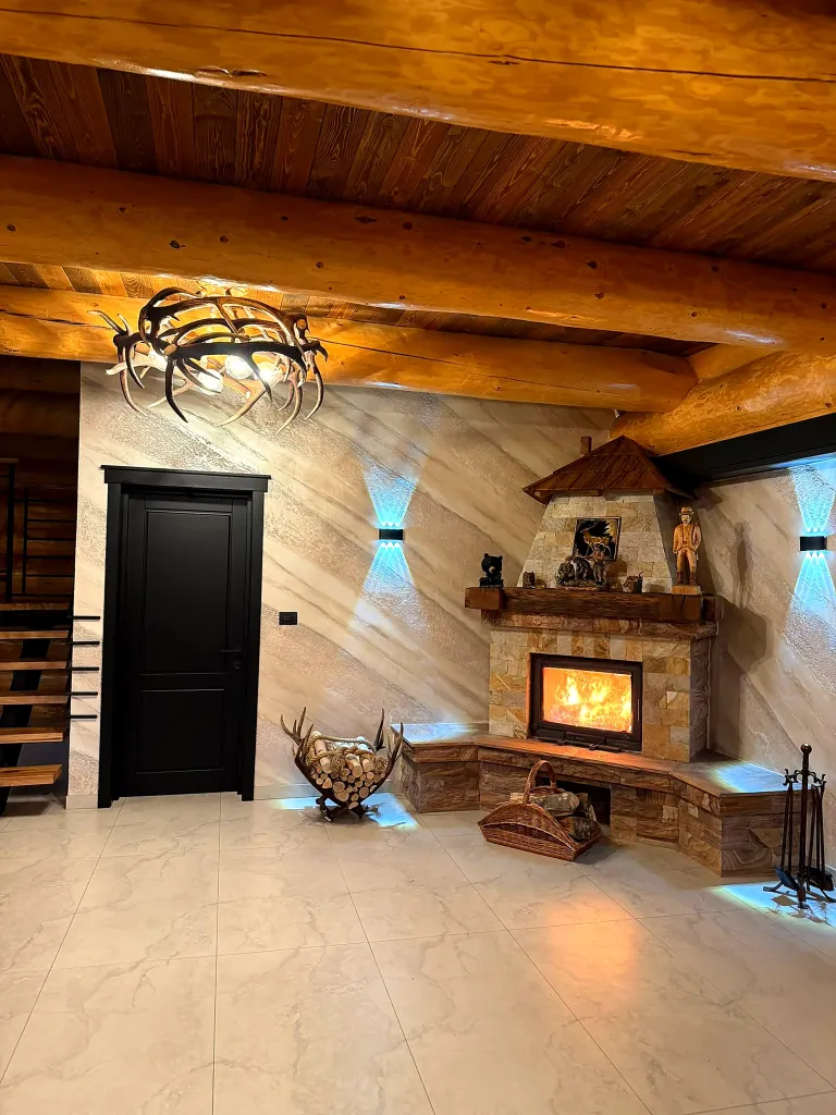 Amont Chalet living