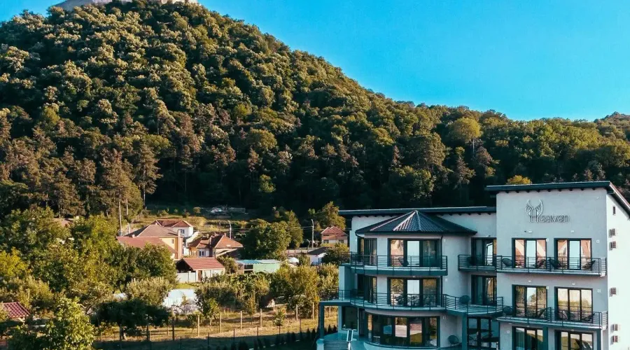 Pensiunea Heaven Deva – cazare aproape de Cetatea Devei