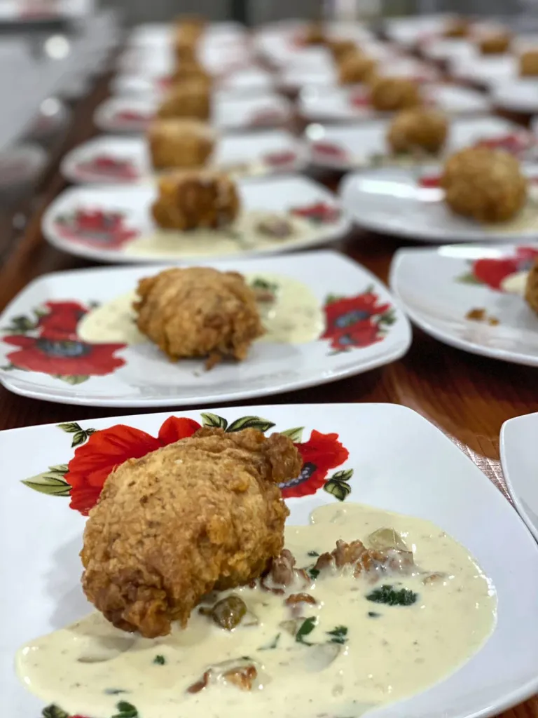 05 pensiunea bradul preparat culinar 2 768x1024 1